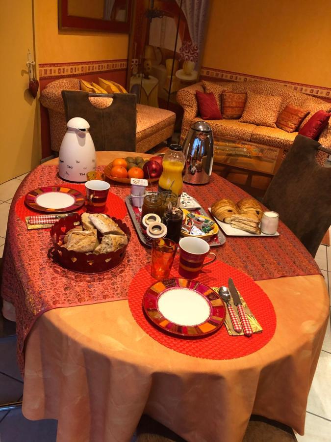Lagalerne Bed & Breakfast Neuville-de-Poitou ภายนอก รูปภาพ